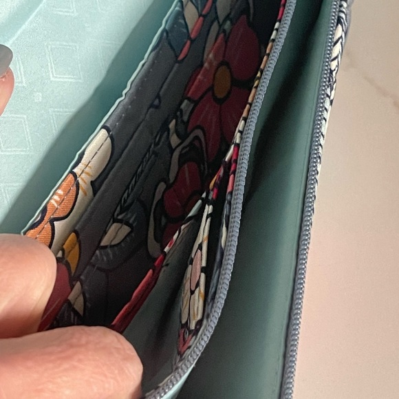 Vera Bradley floral blue wallet clutch purse - Picture 4 of 5